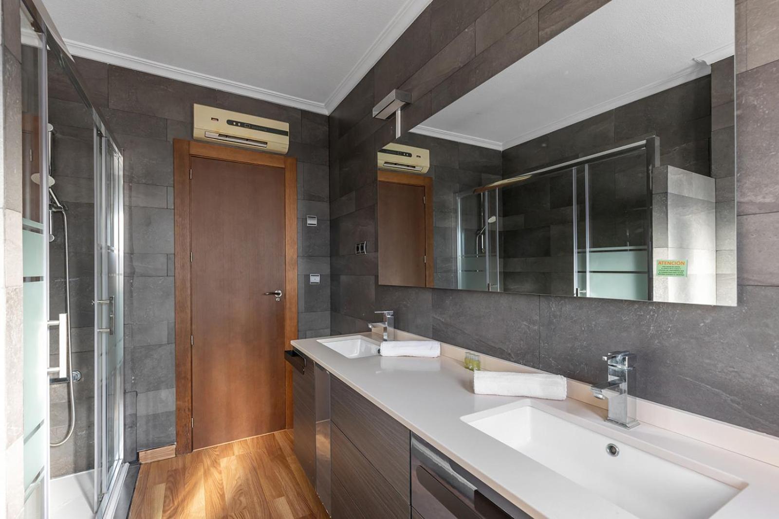 Amazing With Ac And Private Pool - Reformado Febrero 2025 Apartment *